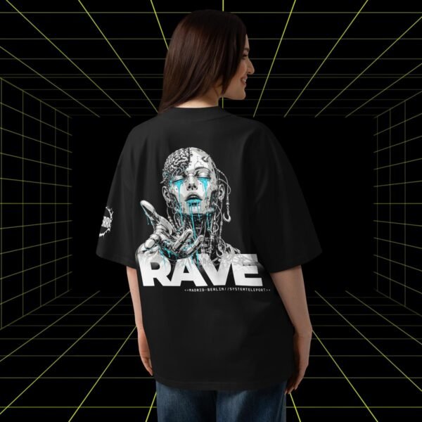Camiseta rave oversize System Teleport con diseño biomecánico trasero